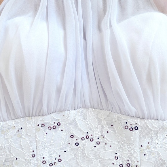 Eureka Lace Evening Gown - Picture 9 of 16